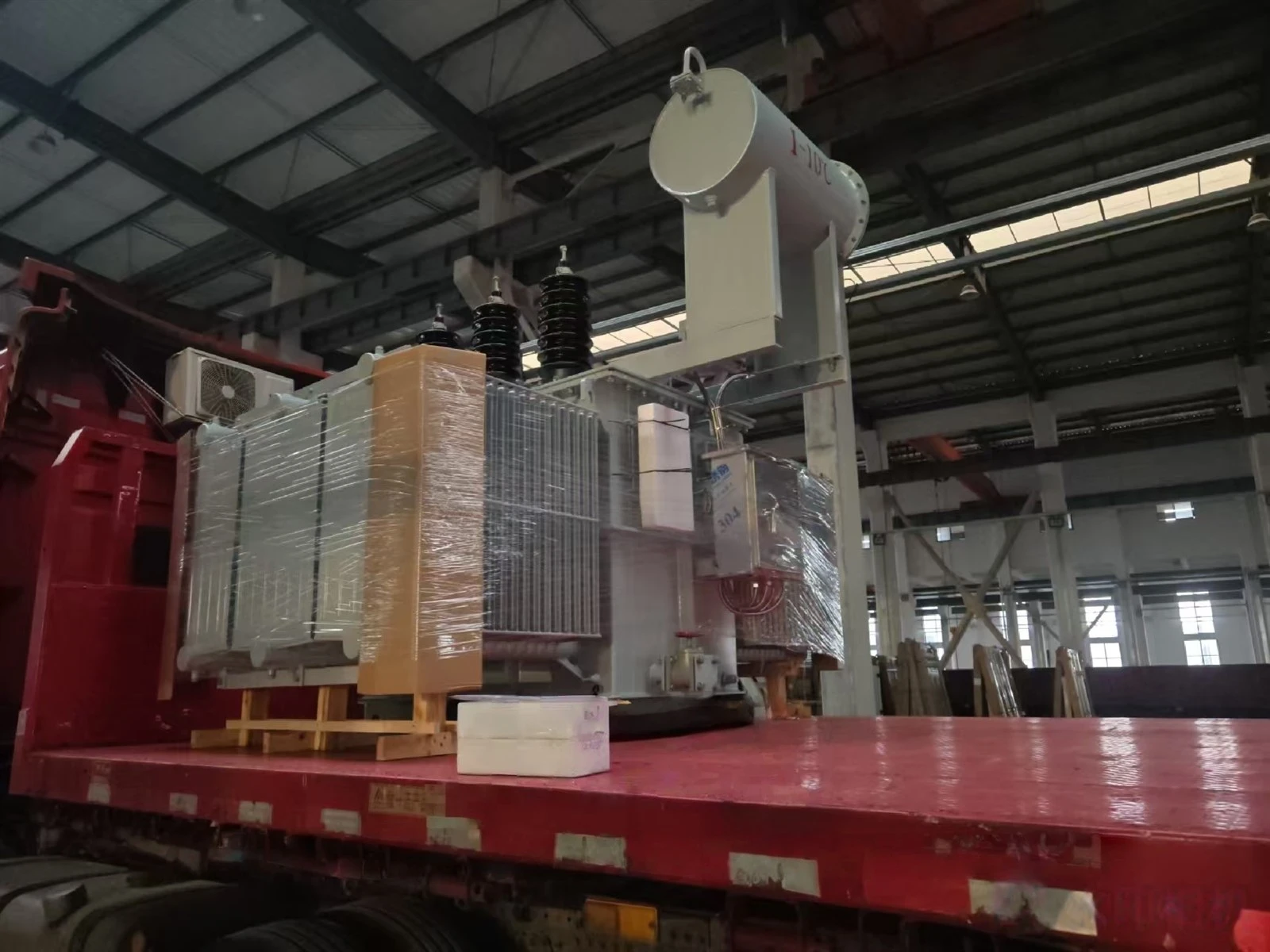 2000kVA Oil Immersed Transformer 2000kVA Oil Immersed Transformer